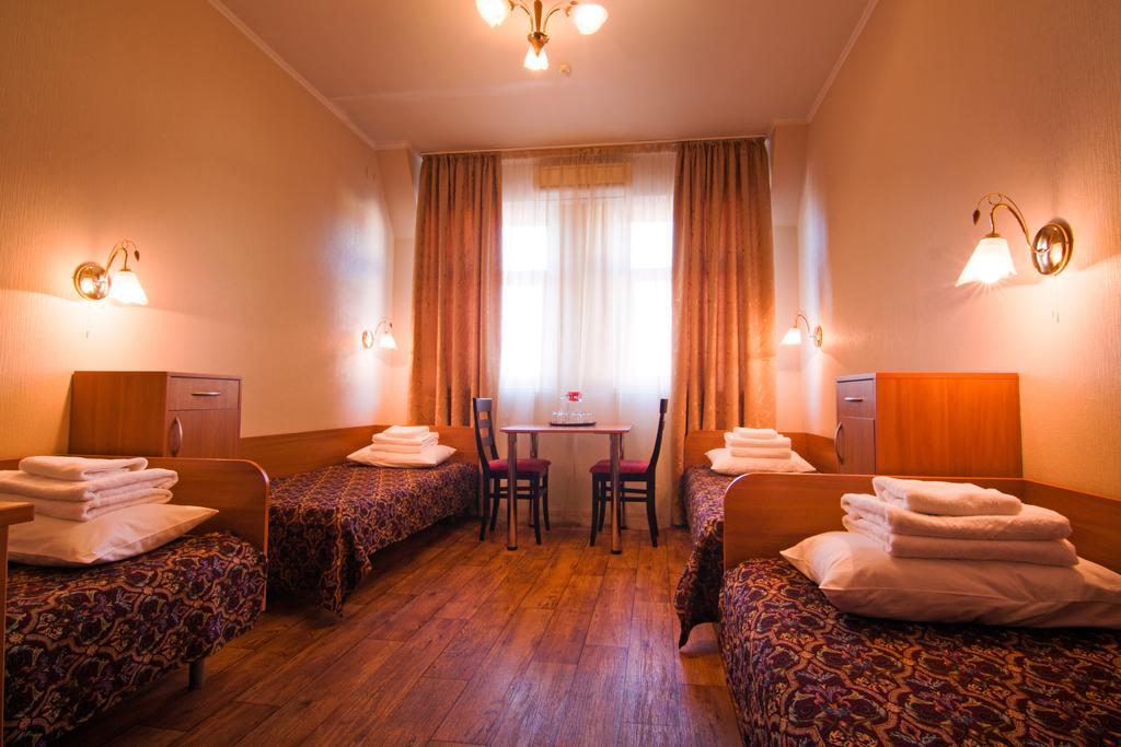 Mini-hotel On Geroiv Energetykiv Street 18 Otel Kiev